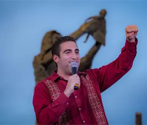 &iquest;Qui&eacute;n es Eugenio "Gino" Segura, nuevo coordinador de Morena en Quintana Roo?
