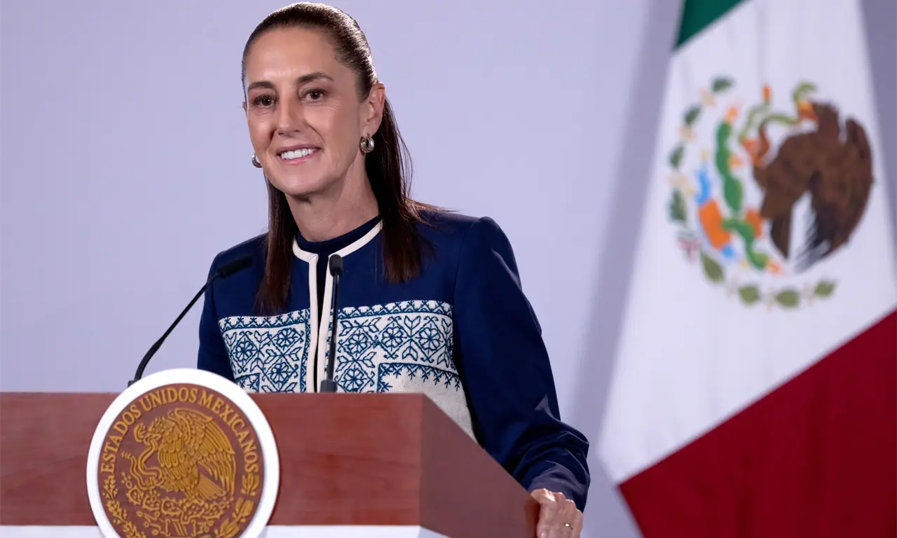  Sheinbaum responde a Anabel Hernández y se burla de señalamientos sobre su salud 
