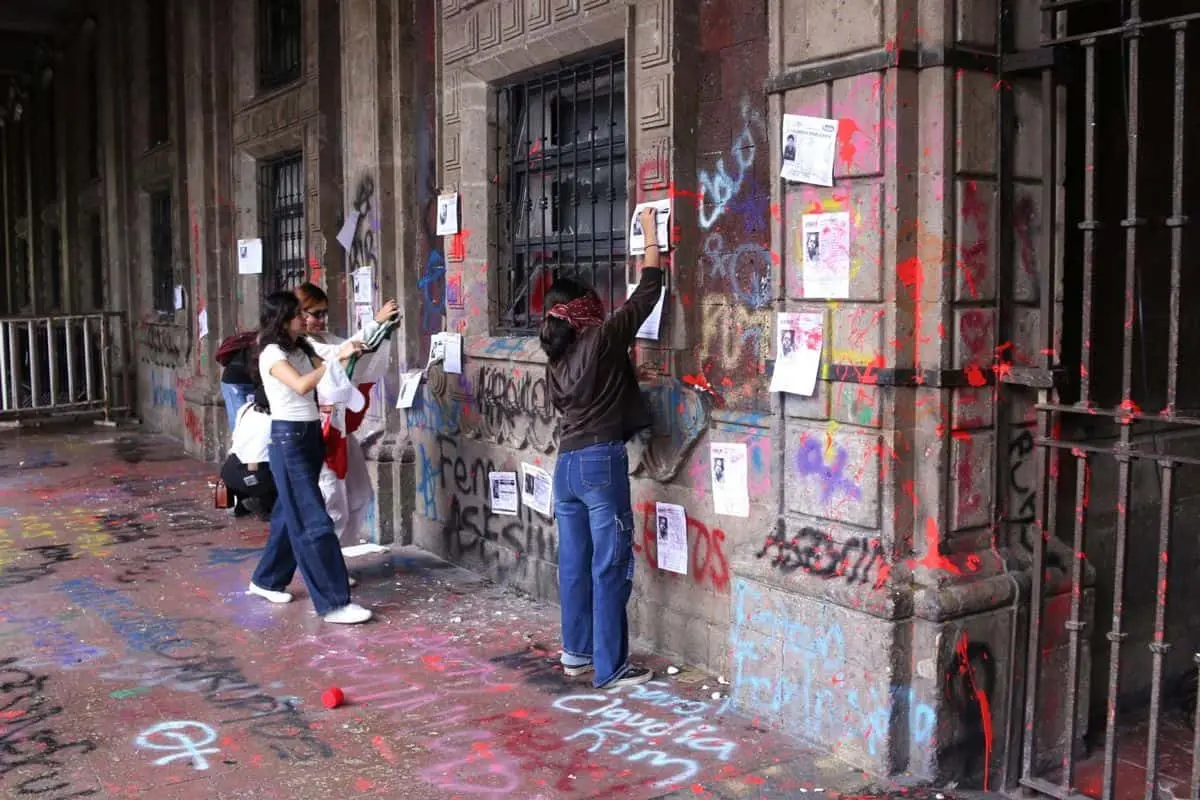 Universitarias realizan protesta frente a Palacio de Gobierno Cuartoscuro