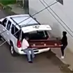 Captan a empleados de funeraria abandonando un ata&uacute;d con un cad&aacute;ver en Uruapan