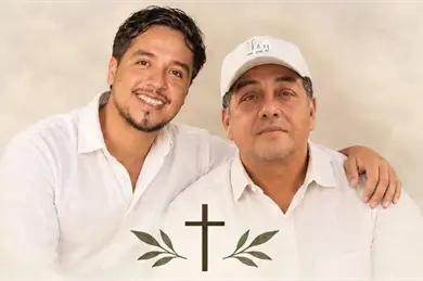 Asesinan al creador de contenido Emerson Rey y a su padre en Guerrero; filtran video del ataque Asesinan al creador de contenido Emerson Rey y a su padre en Guerrero; filtran video del ataque