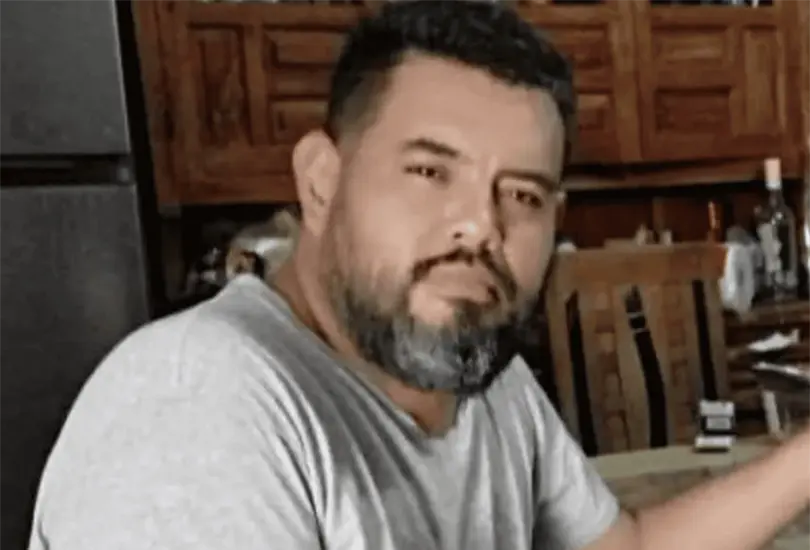 Hombres armados habrían ingresado al lugar y disparado contra las personas que se encontraban dentro. Hombres armados habrían ingresado al lugar y disparado contra las personas que se encontraban dentro.