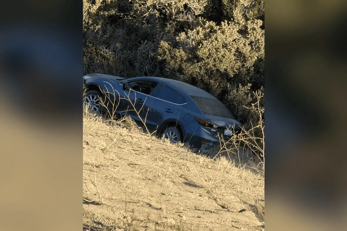 Automovilistas descubrieron el auto y el cuerpo de la mujer en el fondo de un barranco Especial