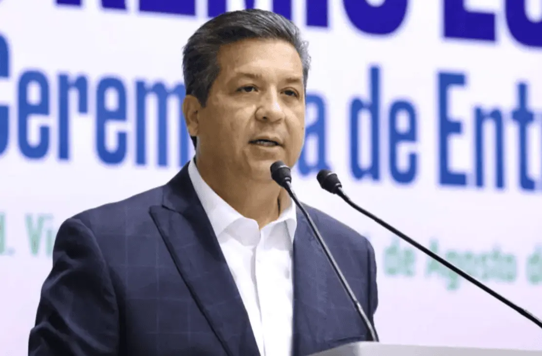 El exgobernador de Tamaulipas nació en McAllen, Texas, el 17 de septiembre de 1967, lo que le otorgó la ciudadanía estadounidense por nacimiento. Especial