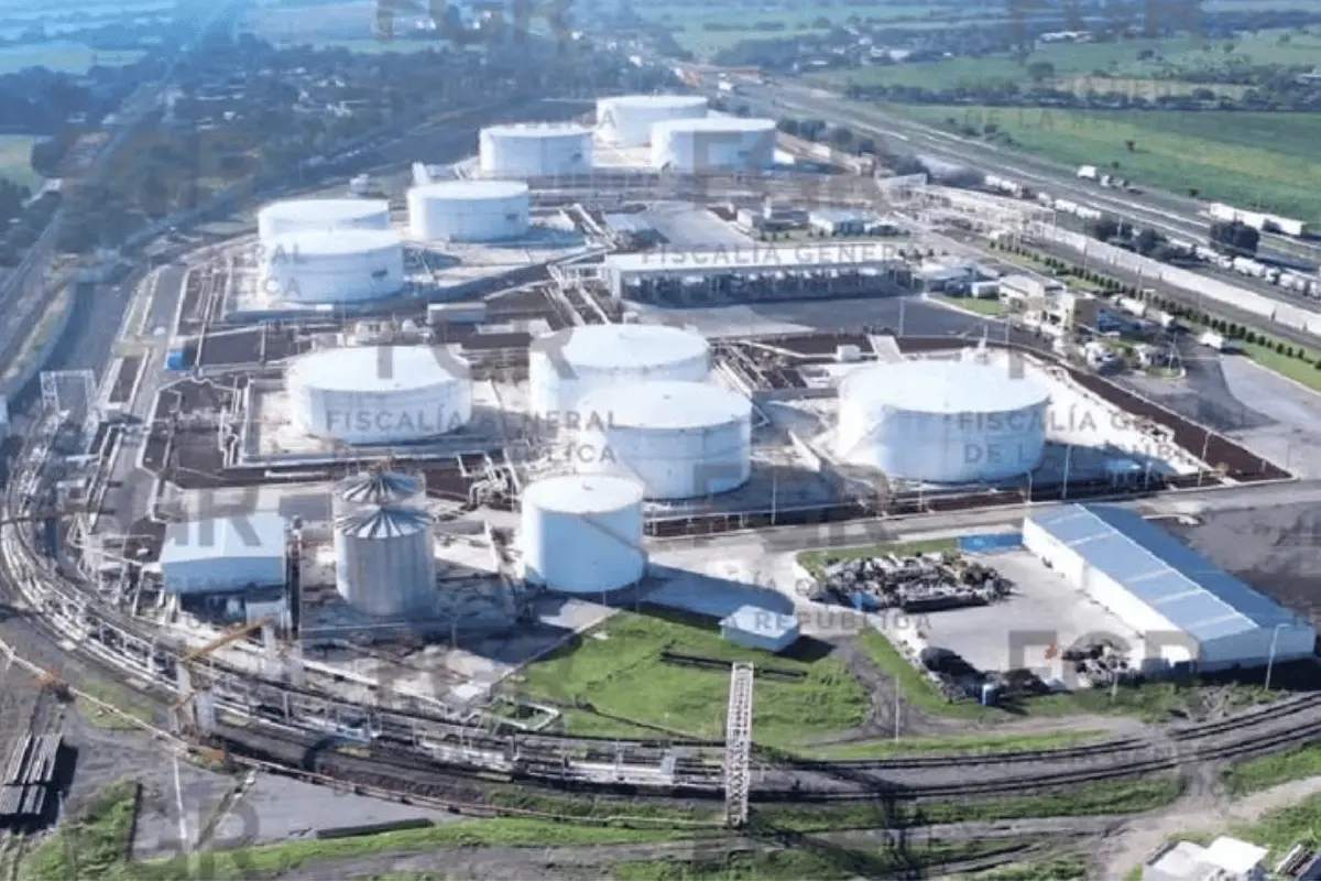 FGR aún revisa la legalidad del combustible Especial