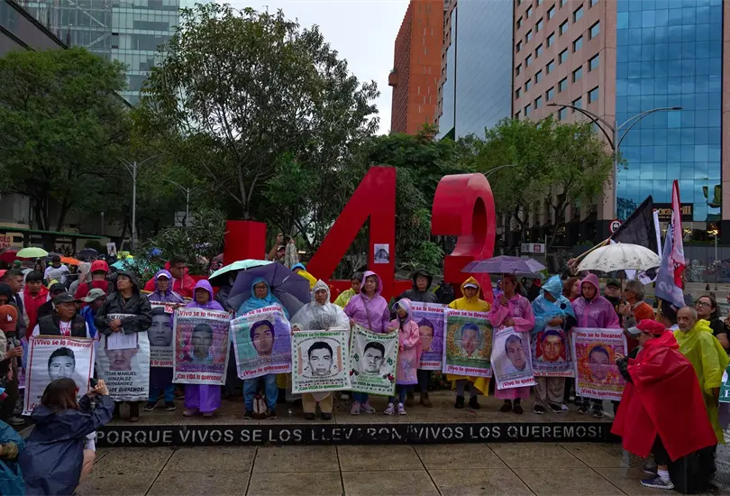 Marcha de los 43 en vivo: minuto a minuto de la movilizaci&oacute;n en CDMX