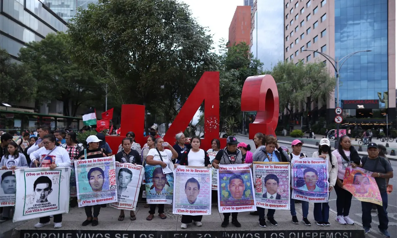  Marcha por los 43 de Ayotzinapa en CDMX: esta es la ruta y las calles que tendrán cierres 