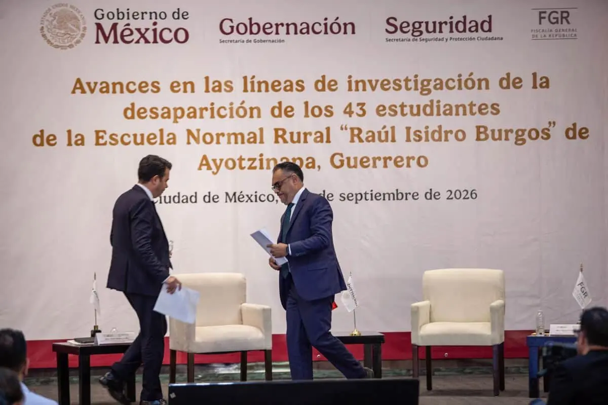 El fiscal del caso Ayotzinapa, Mauricio Pazarán Álvarez, explicó que el análisis de las comunicaciones permitió reconstruir vínculos entre personas relacionadas con Guerreros Unidos, funcionarios y trabajadores de servicios funerarios. Cuartoscuro.