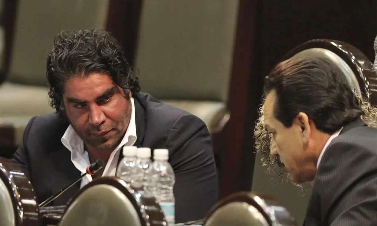  Muere Jorge Kahwagi Macari, exdiputado y exboxeador mexicano, a los 58 años. 