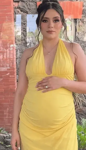 El domingo previo al crimen, Fernanda y su esposo habían acudido a comer a la playa y después se dedicaron a preparar la habitación de su bebé. RRSS.