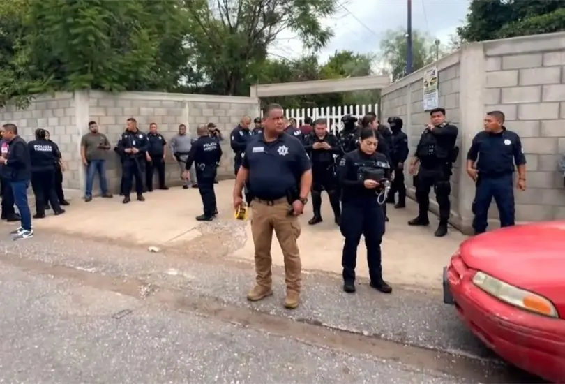 "Pusimos las sillas en la puerta": alumno narra el ataque en secundaria de Torre&oacute;n