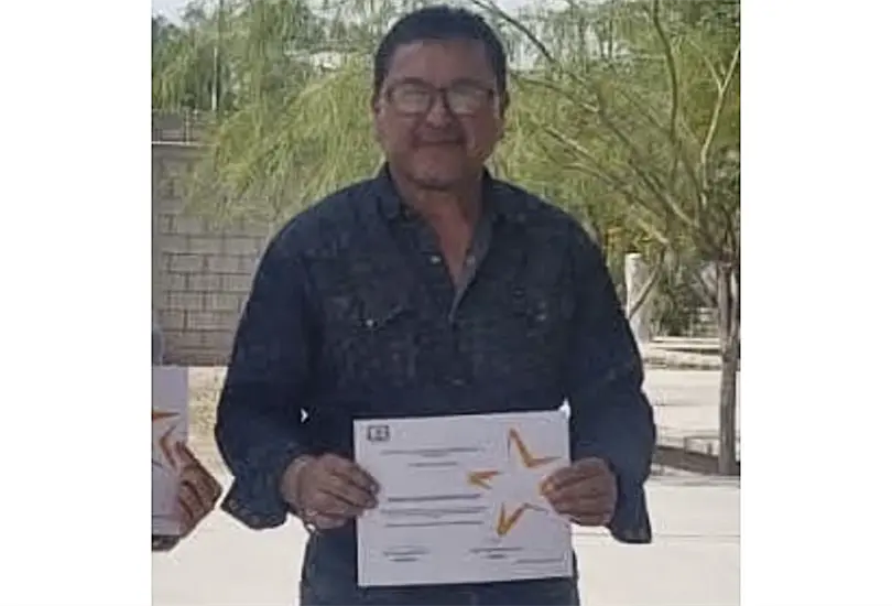 Esto se sabe sobre Ricardo Quintanar, el profesor herido durante el ataque en la Secundaria 13 de Torre&oacute;n