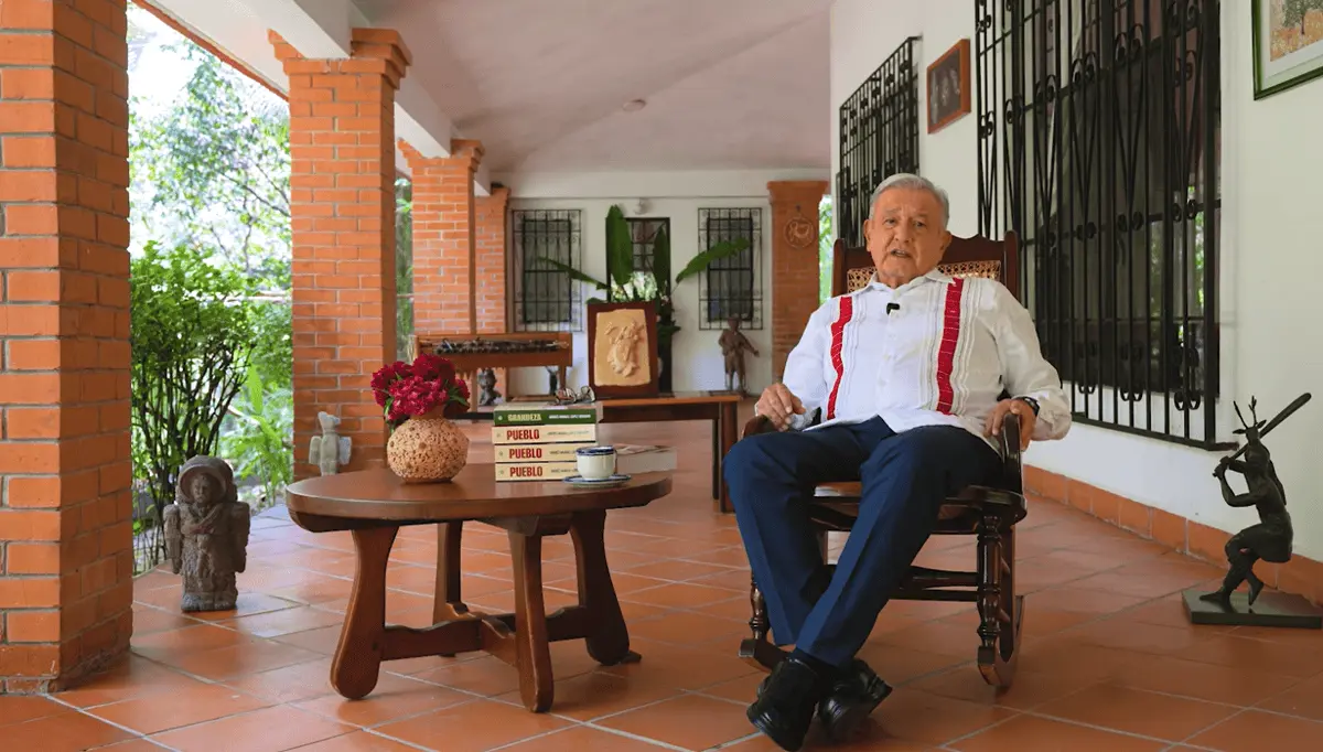 Las revelaciones de AMLO sobre Ricardo Salinas en su libro 'Pueblo'. Especial.