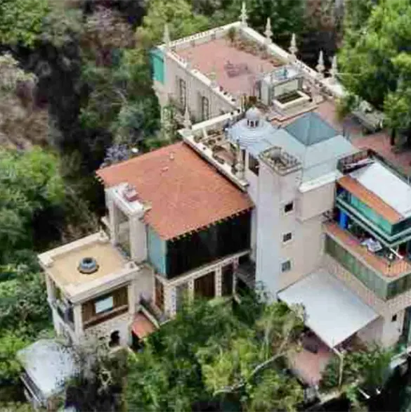 ¿Qué es la Casa de la Tía Toña? La leyenda de Chapultepec que llevó a 9 jóvenes a perderse en el bosque ¿Qué es la Casa de la Tía Toña? La leyenda de Chapultepec que llevó a 9 jóvenes a perderse en el bosque