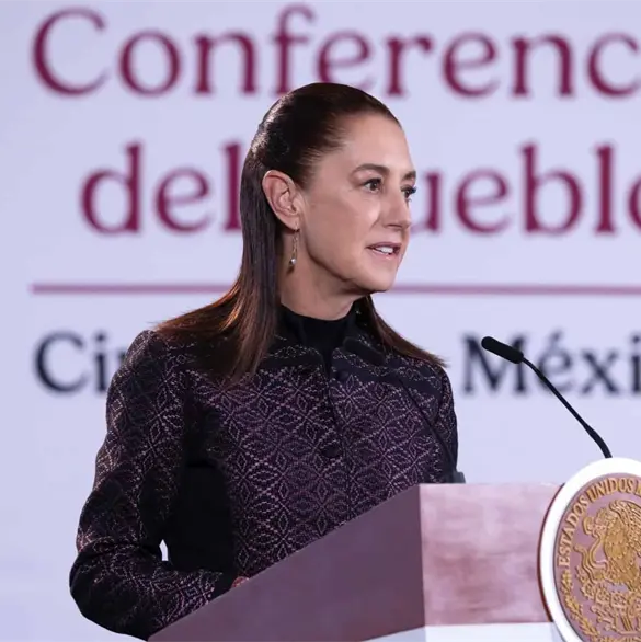 Sheinbaum cuestiona proyecto policial de EE.UU. en Querétaro: exige explicaciones a Kuri y al embajador Ronald Johnson Sheinbaum cuestiona proyecto policial de EE.UU. en Querétaro: exige explicaciones a Kuri y al embajador Ronald Johnson