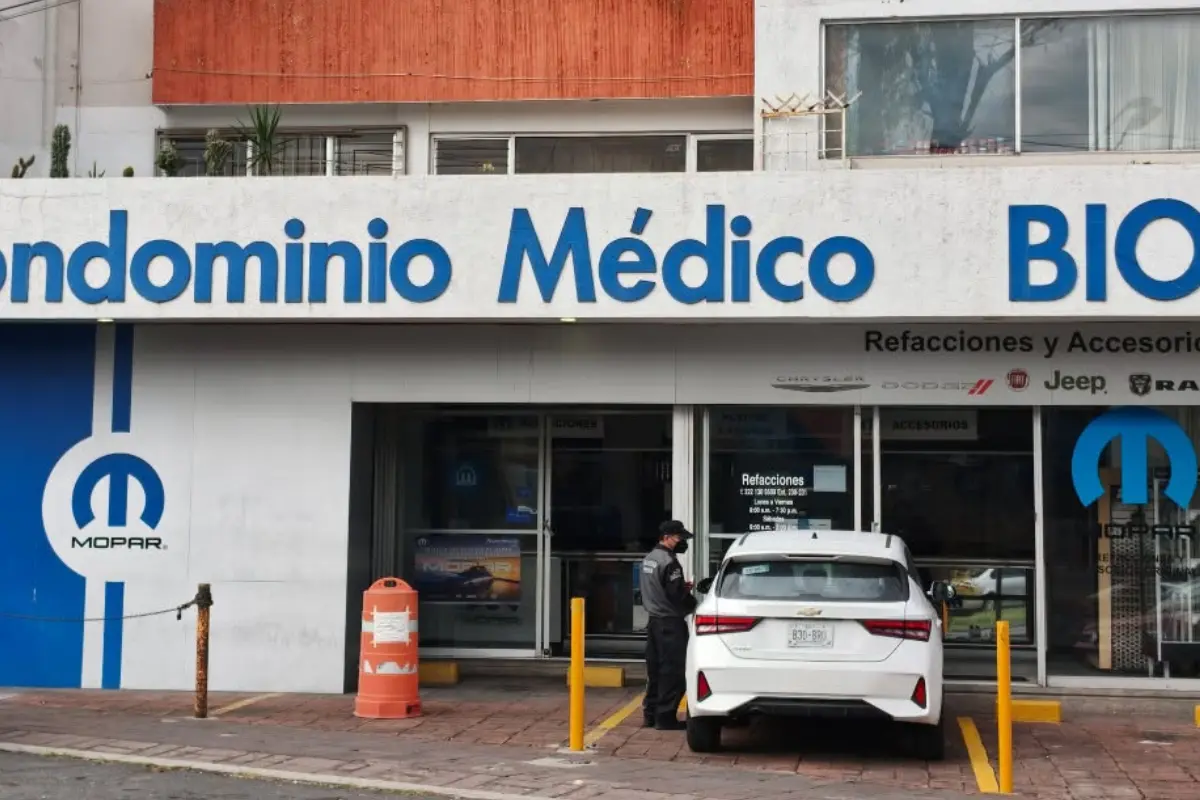  Rosa María fue asesinada dentro de su consultorio: esto sabemos de la doctora 