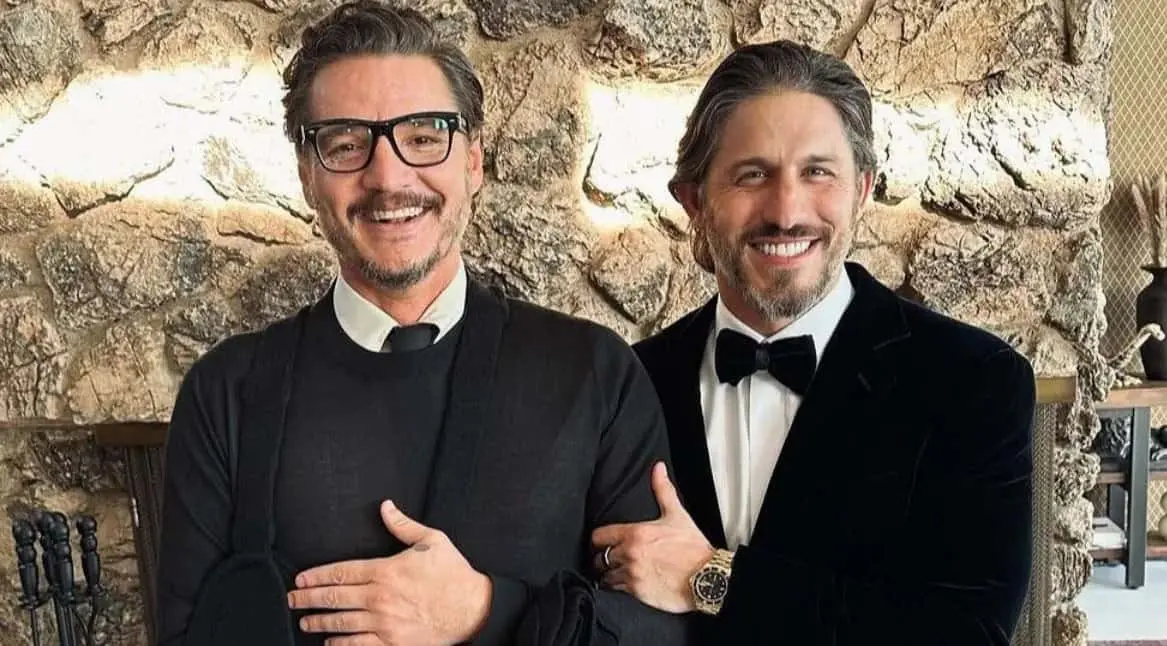 Es un representante artístico en Hollywood con quien salió brevemente en 2016. Su historia de amor duró pocos meses y terminó de forma repentina. Es un representante artístico en Hollywood con quien salió brevemente en 2016. Su historia de amor duró pocos meses y terminó de forma repentina.