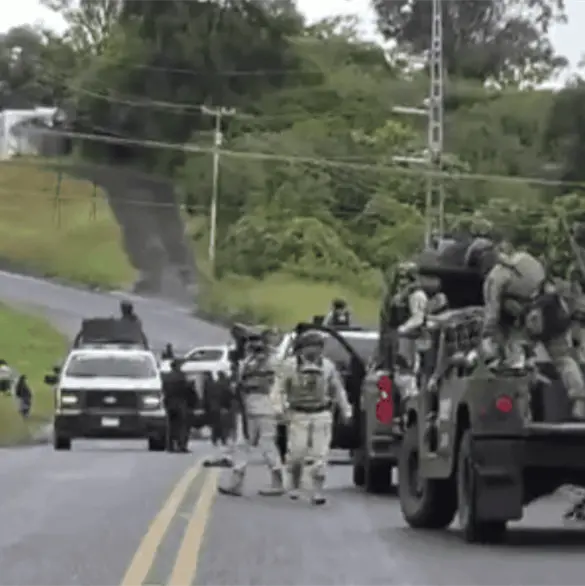As&iacute; fue el ataque armado en base de bomberos que dej&oacute; ocho muertos en Jacona Michoac&aacute;n