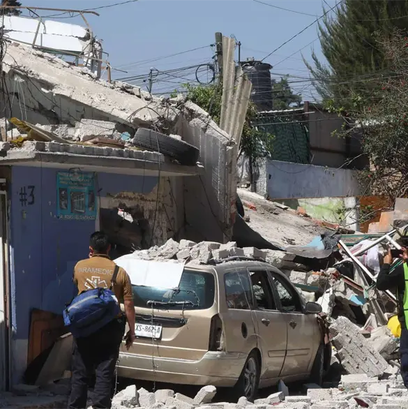 Techos ca&iacute;dos y ventanas destrozadas: as&iacute; quedaron las casas tras explosi&oacute;n en Coacalco