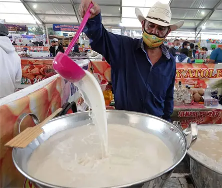 Feria del Atole 2026: De cempas&uacute;chil, fresa, chocolate y m&aacute;s llegan a Tl&aacute;huac
