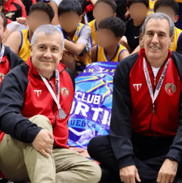 Pepe Chedraui respalda a jóvenes basquetbolistas en la final estatal de la Liga Telmex-Telcel 2026 Pepe Chedraui respalda a jóvenes basquetbolistas en la final estatal de la Liga Telmex-Telcel 2026