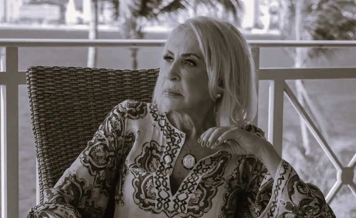  Hospitalizan a Laura Bozzo 
