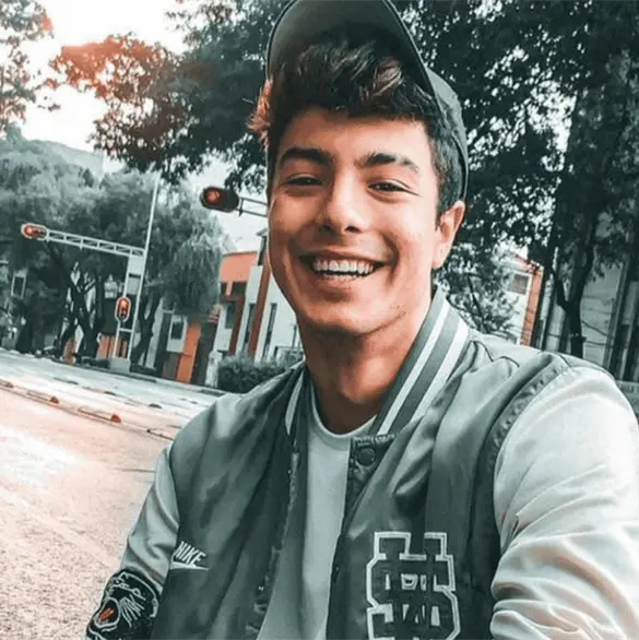 Reportan detenci&oacute;n de Naim Darrechi en Espa&ntilde;a tras pol&eacute;mica con la mam&aacute; de Abelito