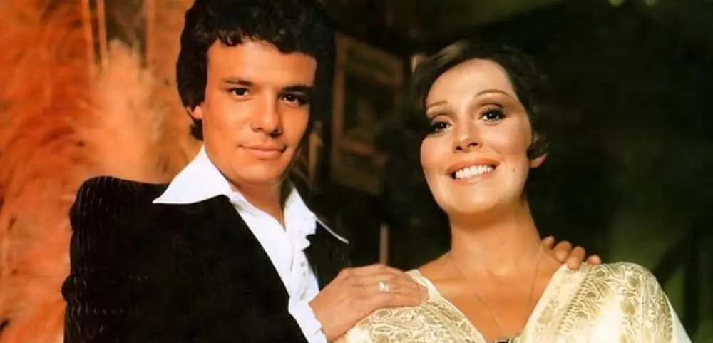 Tras ese logro, regresó a México y comenzó a trabajar como modelo. En 1967 hizo su primera aparición televisiva en el programa 'Revista Femenina'. Tras ese logro, regresó a México y comenzó a trabajar como modelo. En 1967 hizo su primera aparición televisiva en el programa 'Revista Femenina'.