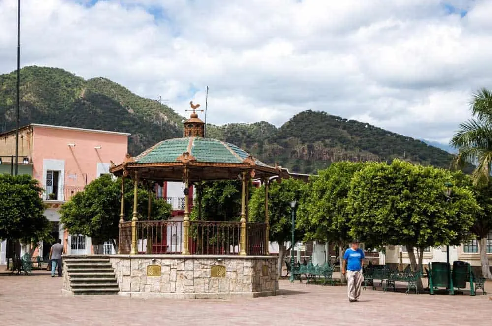 ¿Qué ocurrió en la casa de Amatitlán? RR.SS.