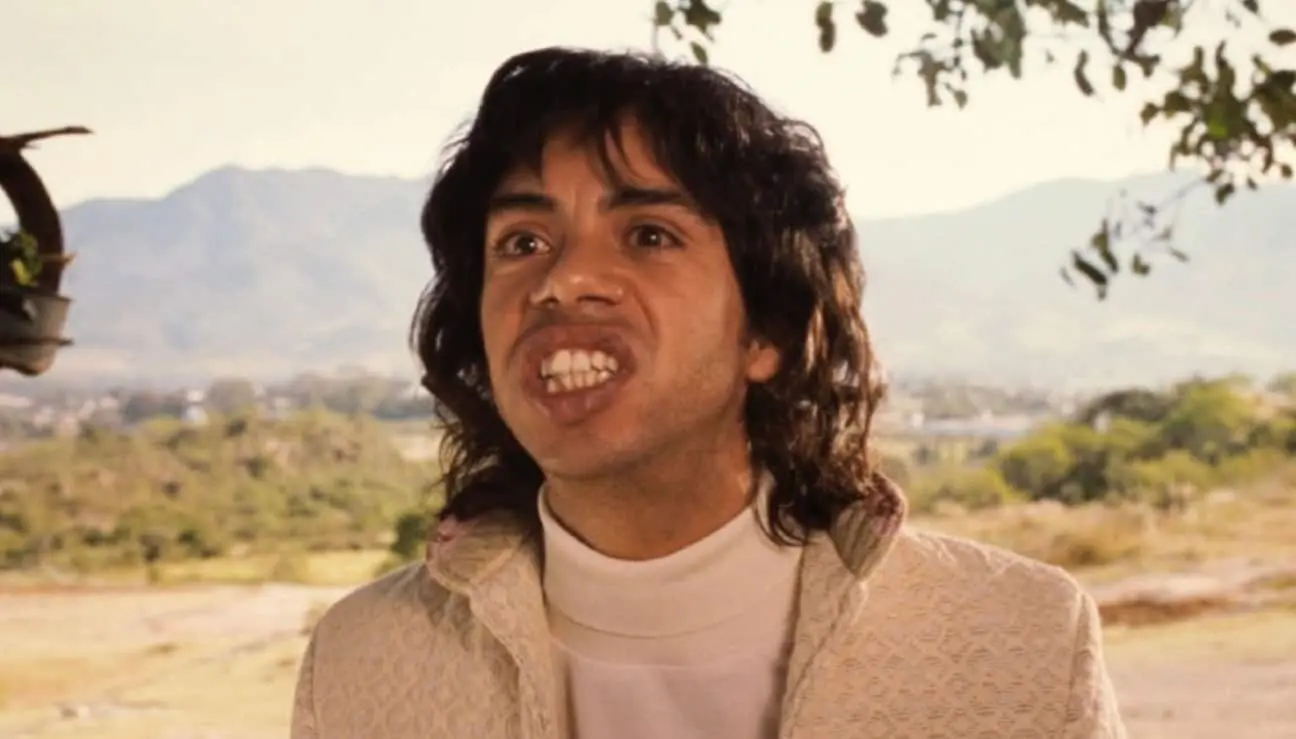 H&eacute;ctor Jim&eacute;nez interpret&oacute; a Steven 'Esqueleto'.<br>