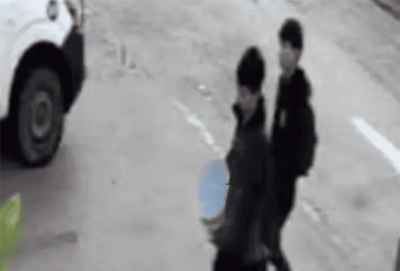 La agresión ocurrió momentos antes del arribo de los hermanos a la secundaria. La agresión ocurrió momentos antes del arribo de los hermanos a la secundaria.