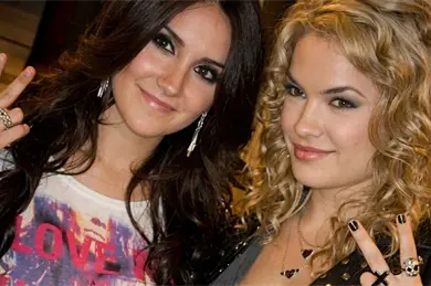"Completamente en shock": Dulce María despide a actriz de Rebelde que murió a los 39 años "Completamente en shock": Dulce María despide a actriz de Rebelde que murió a los 39 años