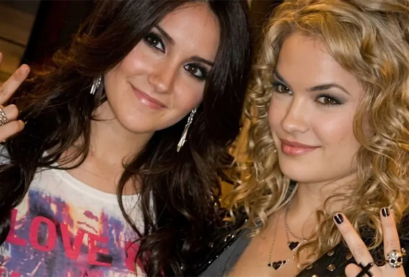 Dulce María y Lua Blanco