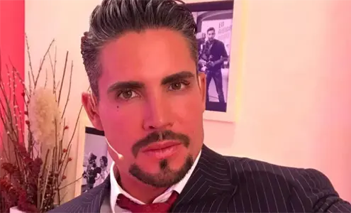 As&iacute; era Adri&aacute;n Cue, de Enamor&aacute;ndonos, antes de sus retoques est&eacute;ticos