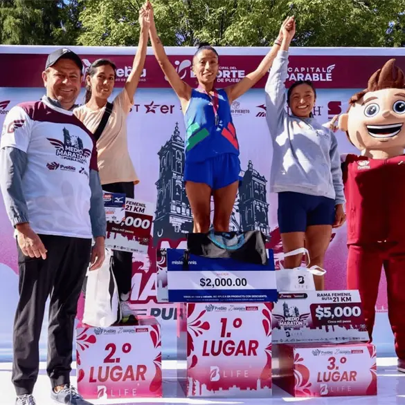 Puebla celebra su Medio Marat&oacute;n 2026 con miles de participantes