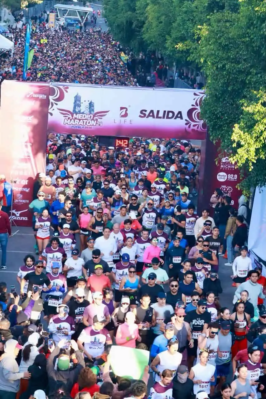 Durante el inicio de la competencia, Pepe Chedraui destacó la importancia de ofrecer actividades que permitan a la población mantenerse activa, superar desafíos personales y aprovechar los espacios públicos de la ciudad. RRSS.