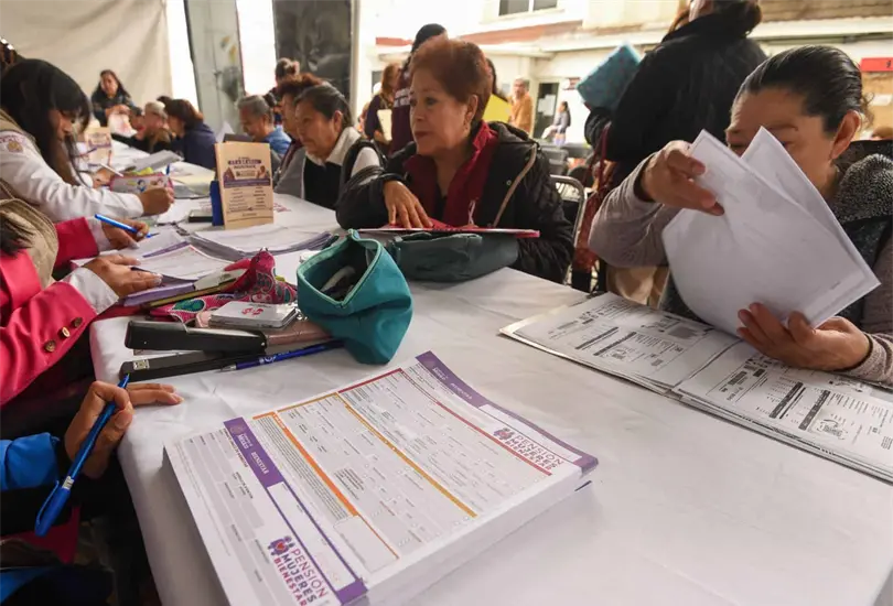 Este programa entrega un apoyo económico a mujeres que cumplen determinadas condiciones. Este programa entrega un apoyo económico a mujeres que cumplen determinadas condiciones.