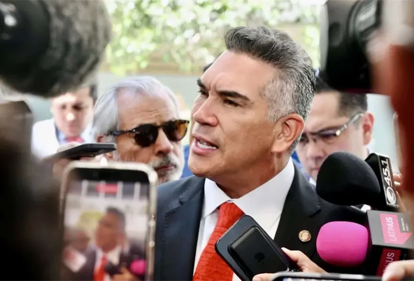 Alito Moreno exige una presidenta "independiente" para el INE tras renuncia de Guadalupe Taddei