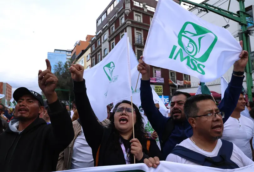 Megamarcha del IMSS: cu&aacute;ndo ser&aacute;, ruta y qu&eacute; servicios podr&iacute;an verse afectados