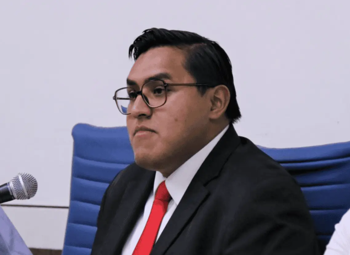 Carlos Daniel Luna Rosas fue señalado por presuntamente intervenir en la contratación de Valeria Itzel Ramírez Gallardo. Especial