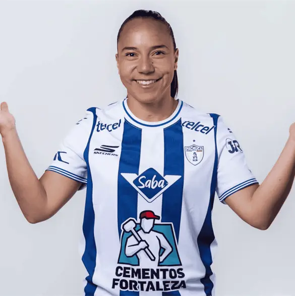 De Ecatepec a ganar un R&eacute;cord Guinness: ella es Charlyn Corral, la mexicana que gan&oacute; el Bal&oacute;n de Oro 2026 como la mejor delantera del mundo