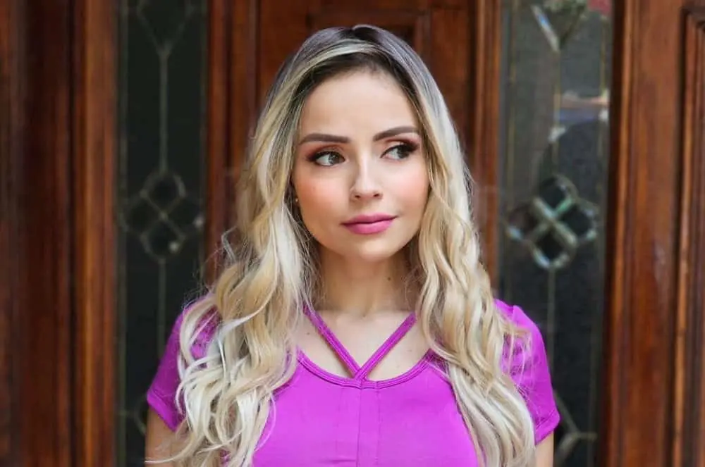 Un año después, en 2011, María Fernanda se incorporó a la Sonora Santanera de Carlos Colorado, agrupación con una extensa trayectoria dentro de la música tropical mexicana.<br> Un año después, en 2011, María Fernanda se incorporó a la Sonora Santanera de Carlos Colorado, agrupación con una extensa trayectoria dentro de la música tropical mexicana.<br>