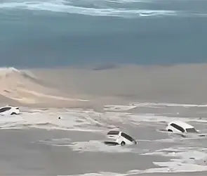 Los Cabos y Sonora bajo el agua: lluvias arrastran autos al mar y dejan un muerto